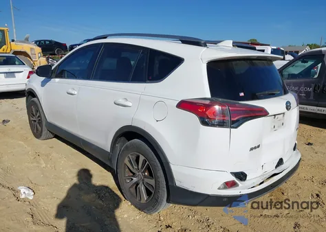 2017 Toyota Rav4 Xle z USA, uszkodzony, nr VIN 2T3WFREV9HW321141